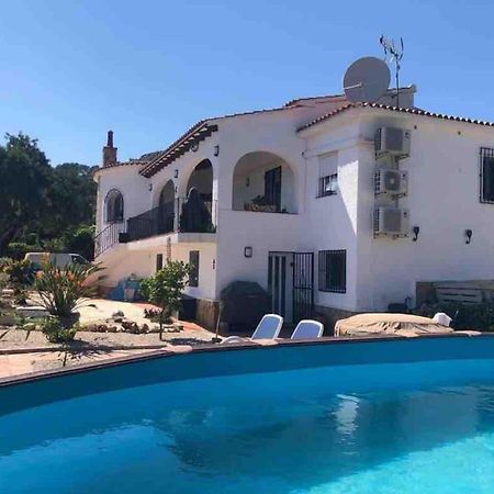 Lovely 2 Bed Apartment In Alcalali Bagian luar foto