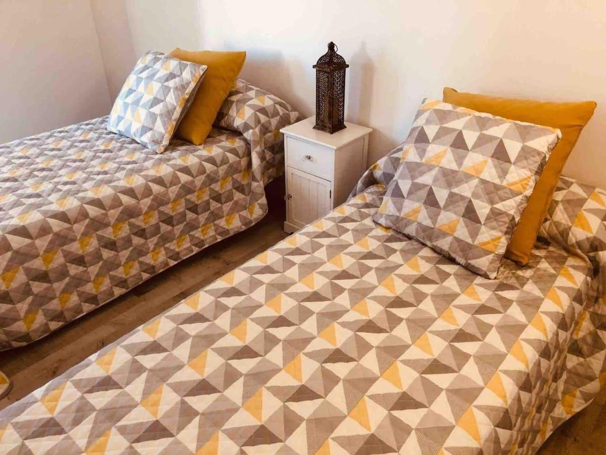 Lovely 2 Bed Apartment In Alcalali Bagian luar foto
